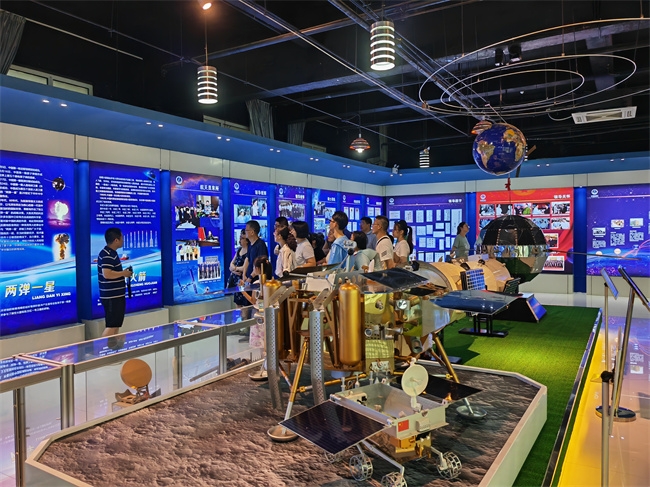科技馆3.jpg